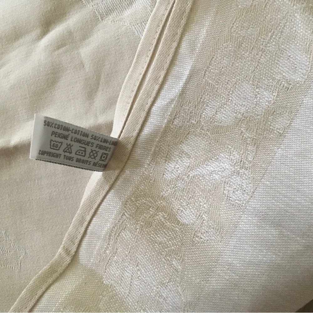 Yves Delorme linen tea towel NWT